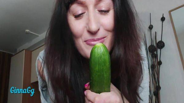 My Creamy Cunt Started Leaking From The Cucumber. Fisting And Squirting 11 Min - videohdzog.com on v0d.com