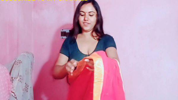 Bhabhi Removing Saree In Front Of Devar Big Boobs Deep Navel - desi-porntube.com - India on v0d.com