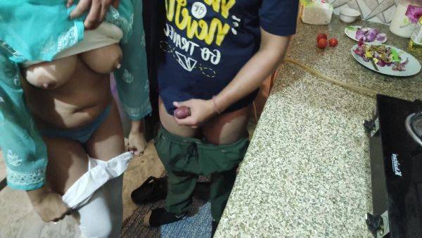 Indian Desi Bhabhi Fucked Hard By Her Devar In Hindi - Devar Bhabhi - hclips.com - India on v0d.com