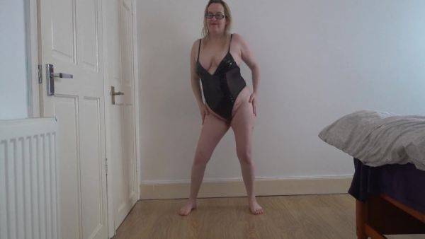 Blonde Wife Dancing Striptease In Pvc Bodice - upornia.com on v0d.com