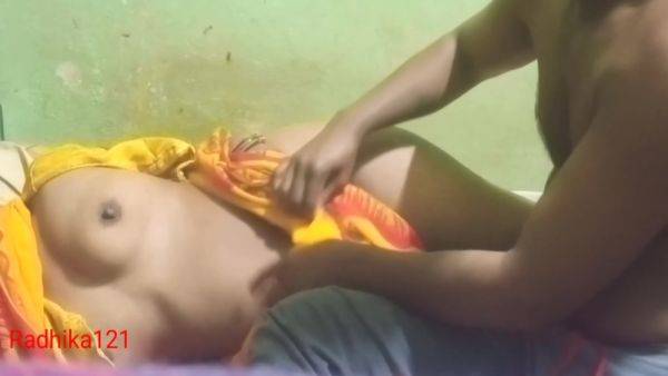Daver Bhabhi Ke Mast Chudai Desi Bhabhi Sex - desi-porntube.com - India on v0d.com