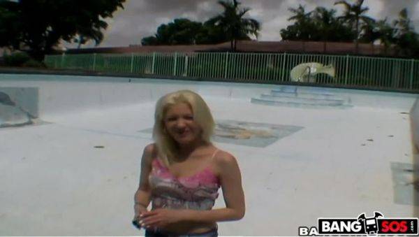 Lifeguard On Duty - porntry.com on v0d.com