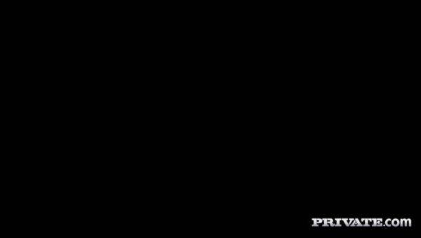 Satine Spark Gets Wet and Wild in a Hot Bath - porntry.com on v0d.com
