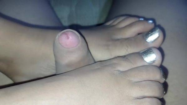 Fol Ndo A Mi Cunada Morena Culona De Grandes Tetas En La Cama De Mi Esposa - desi-porntube.com - India on v0d.com