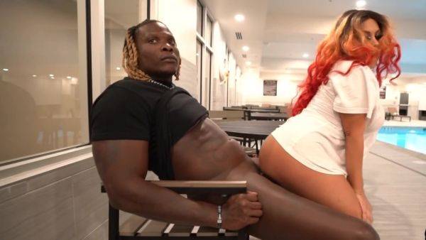 Black hunk destroys babe's wet pussy in loud cam scenes - xbabe.com on v0d.com
