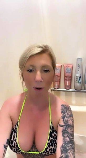 Blonde MILF with Big Boobs Playing Cam Free Porn - drtuber.com on v0d.com