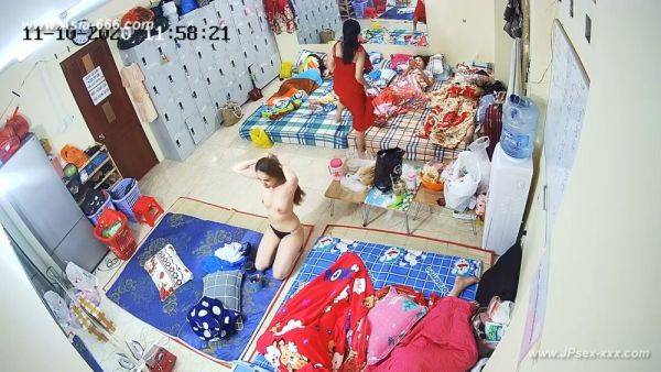 Chinese girls dormitory.8 - txxx.com - China on v0d.com