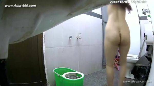 Peeping chinese bath.78 - hotmovs.com - China on v0d.com