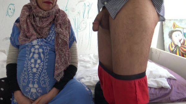 Pregnant Turkish Woman Lets German Man Cum In Her Mouth 5 Min - desi-porntube.com - India - Germany - Turkey on v0d.com