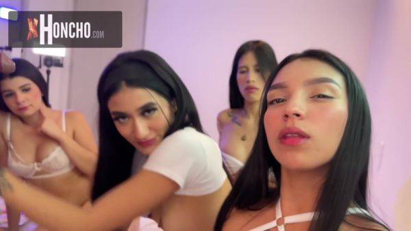 Xhoncho - Real Latina Teen 18+ Blowjobs Compilation Vol 1 - Double Blowjob - videomanysex.com on v0d.com