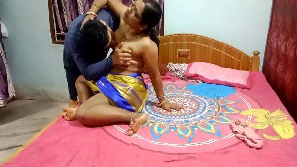 Husband Fucking Virgin Indian Desi Bhabhi Full Naked Hot Sex - desi-porntube.com - India on v0d.com