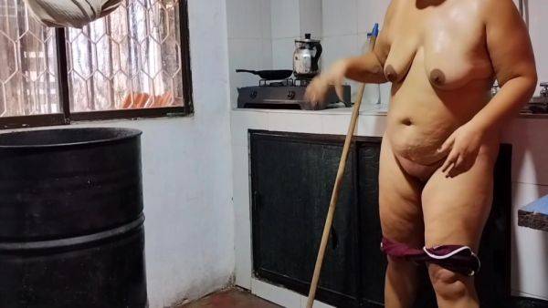 Chubby Latina With A Big Ass Likes Me To Look At Her When She Cleans.. Real Homemade - Hindi Sex - desi-porntube.com - India on v0d.com