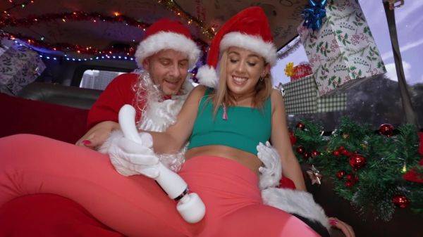 Amazing bang bus Christmas special in scenes of loud hardcore - xbabe.com on v0d.com
