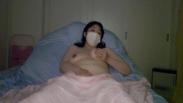 A Married Woman Masturbates Because Shes Horny Before Going To Bed - upornia.com on v0d.com