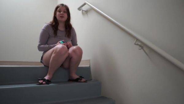 Peeing In The Hotel Stairway - hotmovs.com on v0d.com