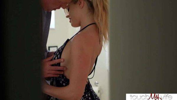 Catching My Curvy Spouse Sage Pillar's Intimate Encounter - TouchMyWife - - porntry.com on v0d.com