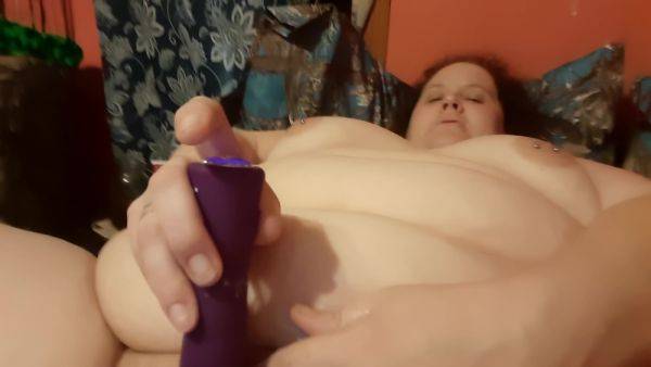 She Loves Her Toys - upornia.com on v0d.com