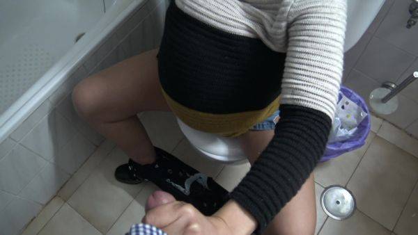 Horny Stepson Wanted To See How I Piss From My Pregnant Pussy - hclips.com on v0d.com