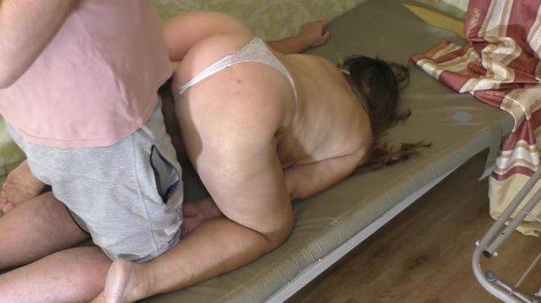 An Old Stepmom With A Tight Ass Bent Down For Anal Sex - upornia.com on v0d.com