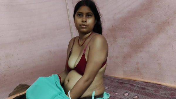 Hauswife Sucked Her Husbands Land And Water Landed On Her Books - desi-porntube.com - India on v0d.com