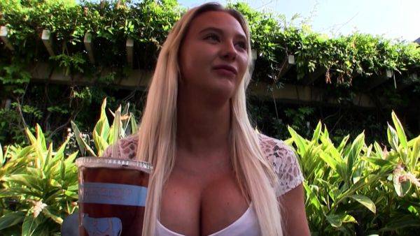 Blonde is flashing her big boobs in the outdoors - drtuber.com on v0d.com