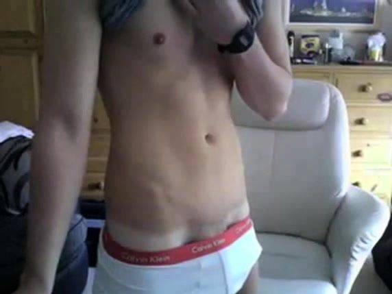 Cute amateur twink shows his big dick on webcam - drtuber.com on v0d.com