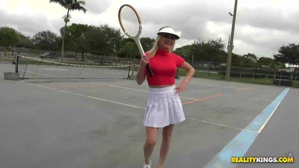 Stepmommy Hunter - Serving It Up 1 - Kristina Reese - videomanysex.com on v0d.com