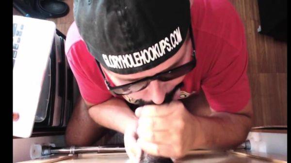 Gloryhole BJ DILF deepthroats black cock - drtuber.com on v0d.com