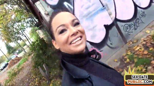 Public Bigass And Bigboobs Milf Fucked Outdoor By Sex Date - upornia.com on v0d.com