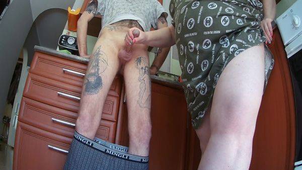 Female Hands Jerk Off My Dick In The Kitchen - upornia.com - Russia on v0d.com