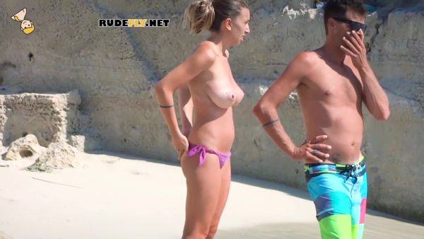 Nude Beach Girl Filmed By A Completely Naked On The Beach - hclips.com on v0d.com