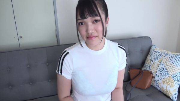 She Has A Face And Big Tits And Is The Strongest Amateur With A Secret Weapon: Squirting Yuki (20) - videomanysex.com - Japan on v0d.com