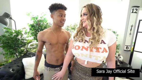 Bisexual Stars Sara Jay & Hot Ass Hollywood Take on the Sexy Neighbor Lil D! - xxxfiles.com on v0d.com