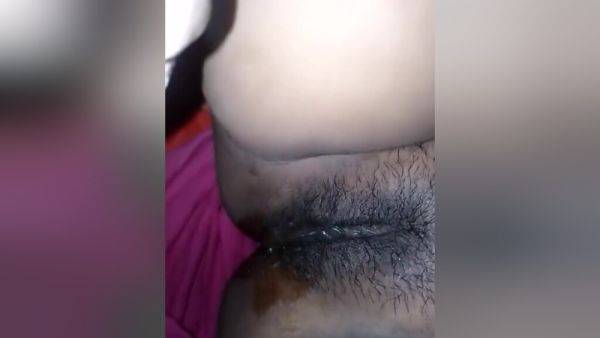 Ko Fist Time Oil Laga Ke Gand Mara Hu And Chut Ki Hard Chudai Ki - desi-porntube.com - India on v0d.com