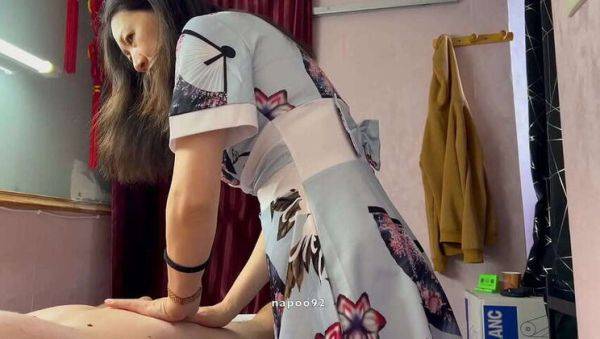 Asian Massage Parlor Handjob - veryfreeporn.com on v0d.com