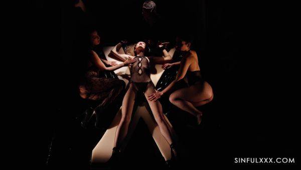 Erotic midnight oral perversions for lesbians with dirty desires - xbabe.com on v0d.com