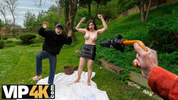 HUNT4K. Real Juicy Pussy Hunting - txxx.com - Czech Republic on v0d.com