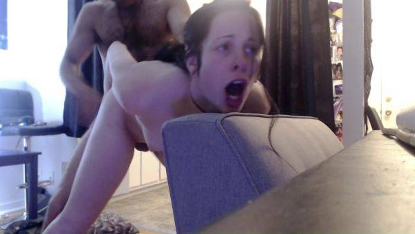 Submissive Girlfriend Love Hard Doggy And Deepthroat - upornia.com on v0d.com