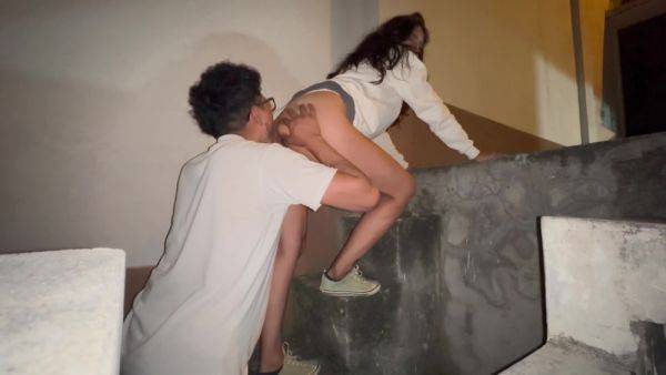 Sexy Big Butt Asks Me For Help And I Fuck Her Before Her Boyfriend Arrives! - upornia.com on v0d.com
