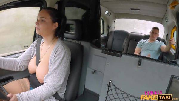 Female Driver Sofia Lee Shows Her Boobs - videomanysex.com on v0d.com