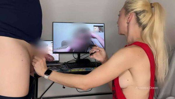 Blonde Anastasia Ocean gives stepmom a close-up view of her husband's big cock on webcam, discussing its impressive size in CFNM action. - veryfreeporn.com on v0d.com