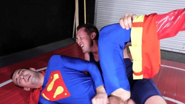 Cosplay bottom assnailed by wrestler - drtuber.com on v0d.com