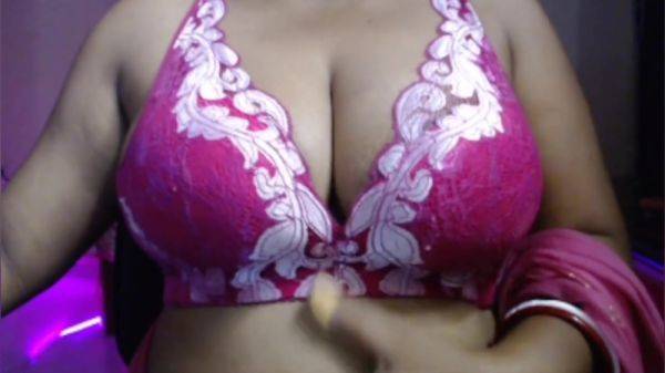 Sexy Lady Shakes Her Hot Big Boobs And Opens Her Bra - desi-porntube.com on v0d.com