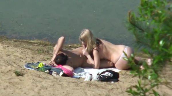 Naughty Teen 18+ Pawg Spotted Fucking Her Bf Right On The Beach 11 Min - hclips.com on v0d.com