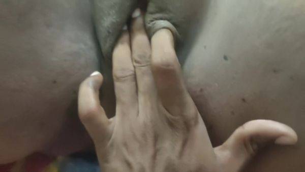 Mature Aunty Pussy Fingering - desi-porntube.com on v0d.com