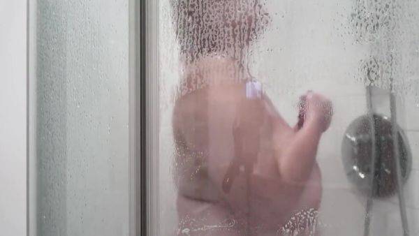 Soapy Big Natural Tits Shower Time - hotmovs.com on v0d.com