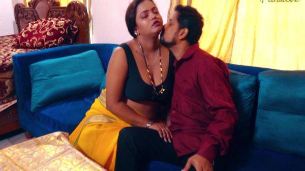 Indian Desi Kamwali Seduced And Fucked Hard By The Houseowner - desi-porntube.com - India on v0d.com