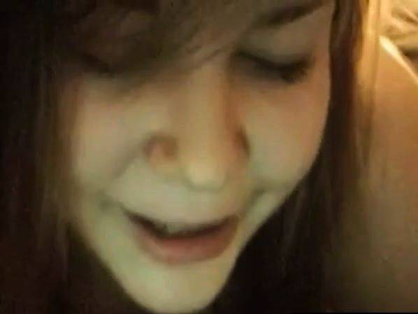 Une grosse femme baise par un inconnu sur webcam - drtuber.com on v0d.com