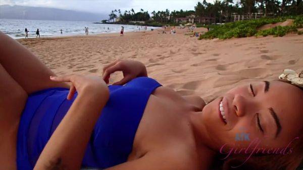 Virtual Vacation Hawaii With Jamie Marleigh 4/11 - hotmovs.com - Usa on v0d.com