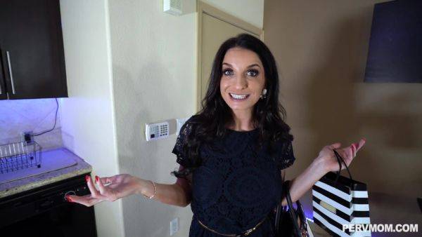 Mature stepmom Silvia Saige never says no to big cock - PervMom - anysex.com on v0d.com